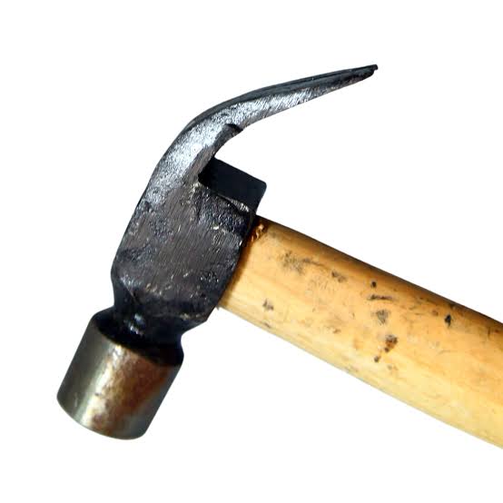 Desi Claw Hammer